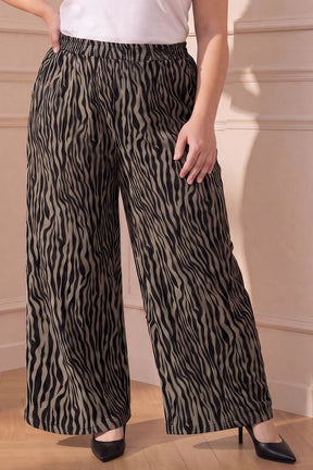 Plus Size Animal Print SnugWeave™ Winter Top Coord Set