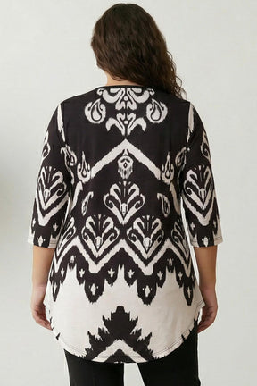 Plus Size Black White Print Centre Pleat Top