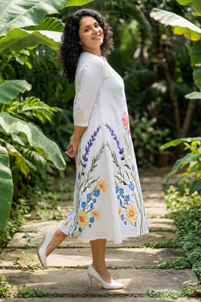 Plus Size White Floral Printed A-Line Midi Dress