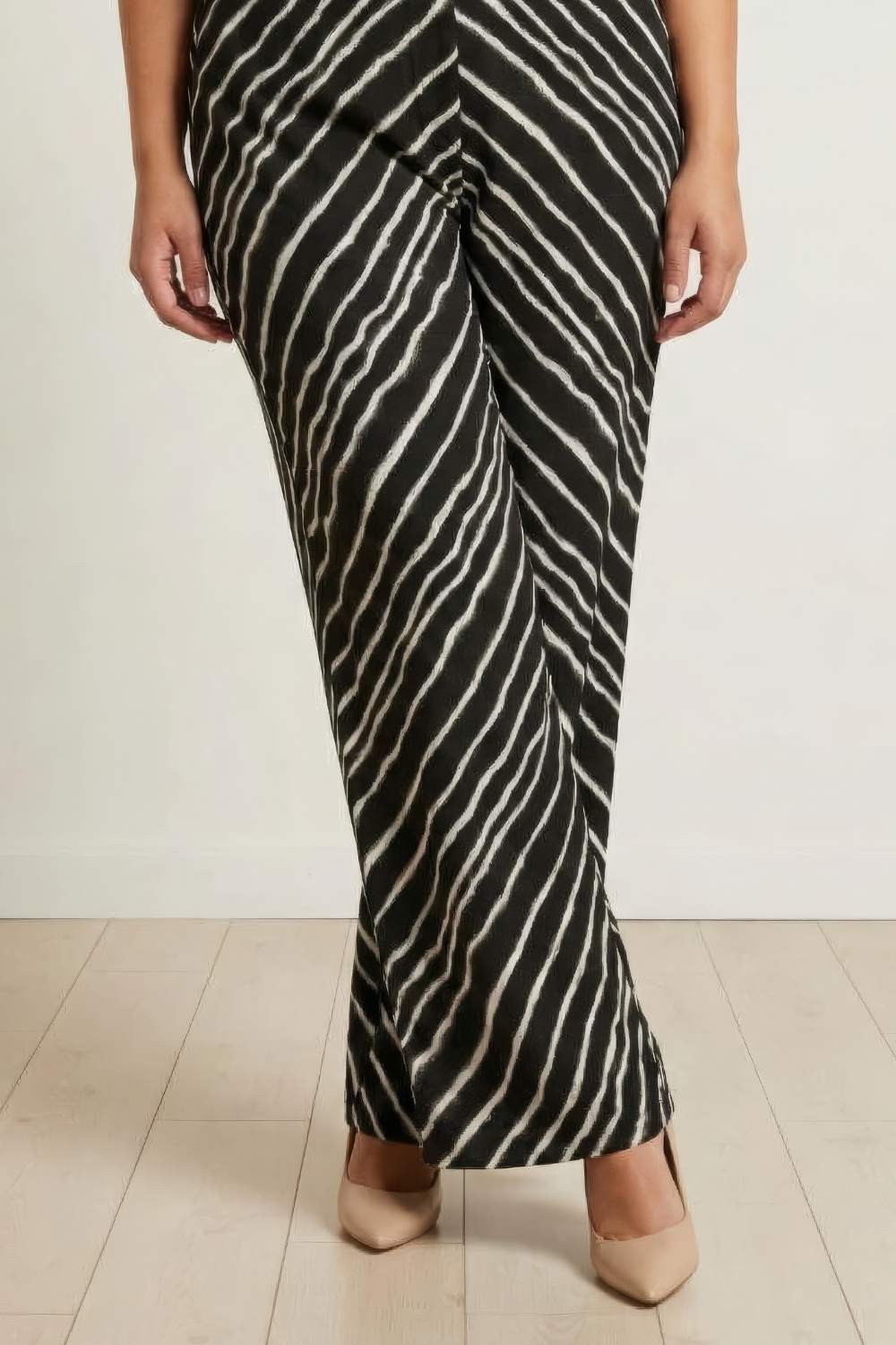 Comfortable Plus Size Black Leheriya Coord Set