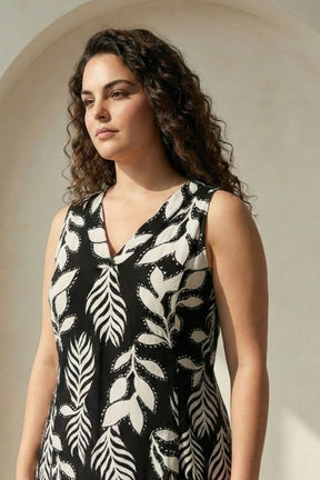 Plus Size Black & White Leaf Print Sleeveless Rayon Midi Dress