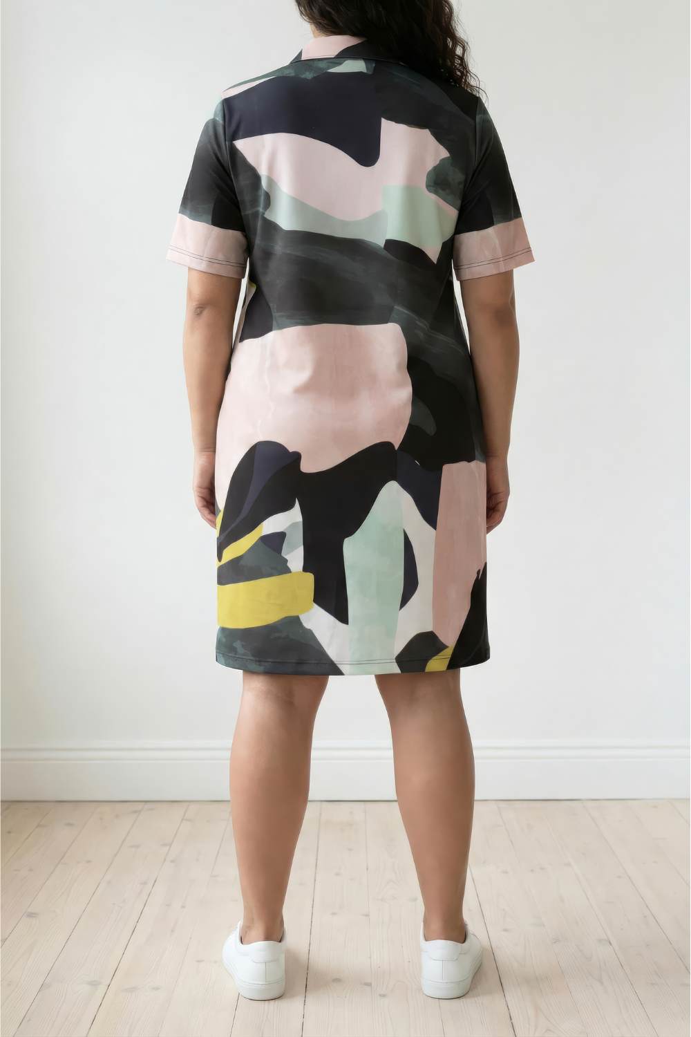 Comfortable Contemporary Art Printed Polo Dress