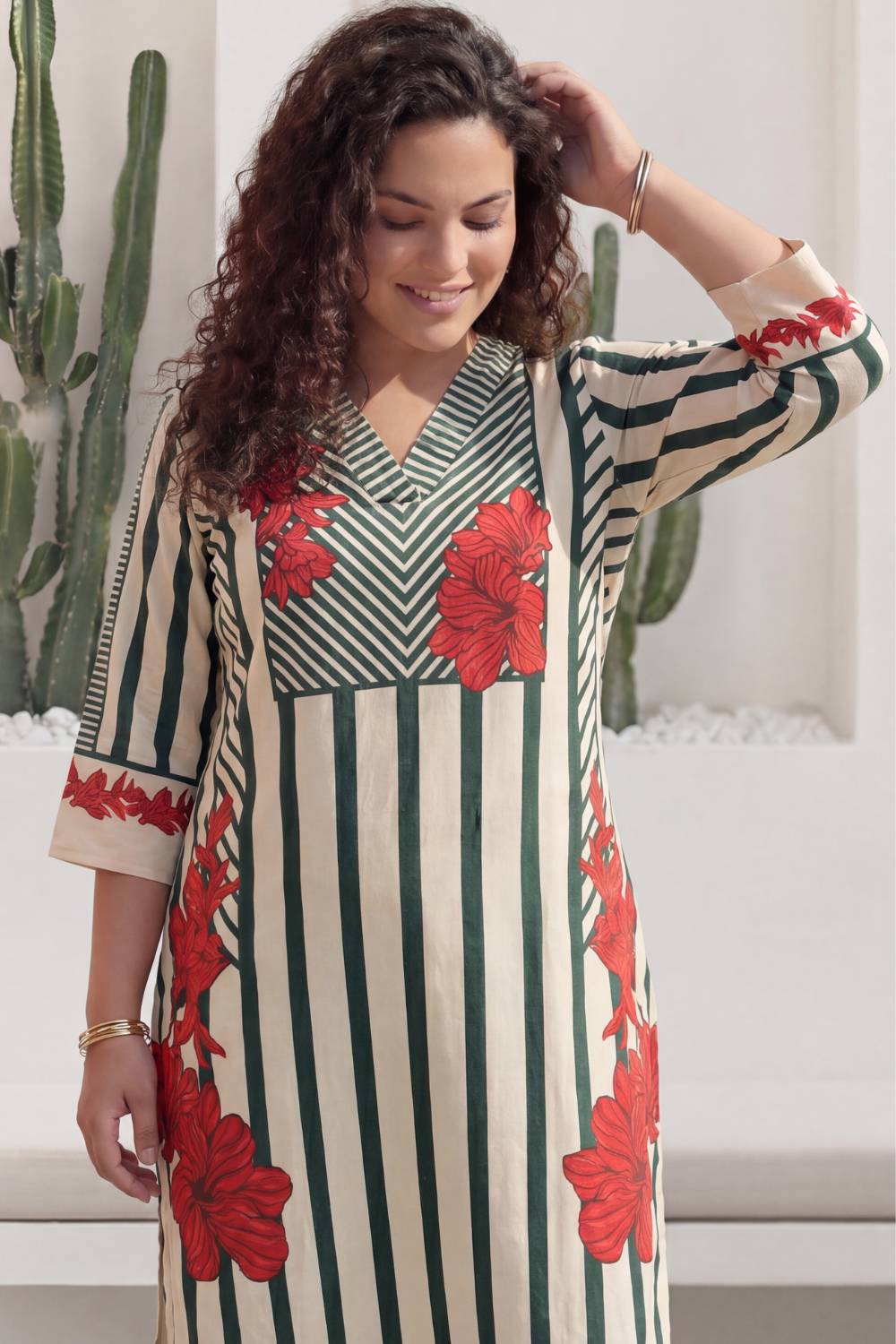 Plus Size Plus Size Green Stripe Floral Print Cotton V-Neck Kurta