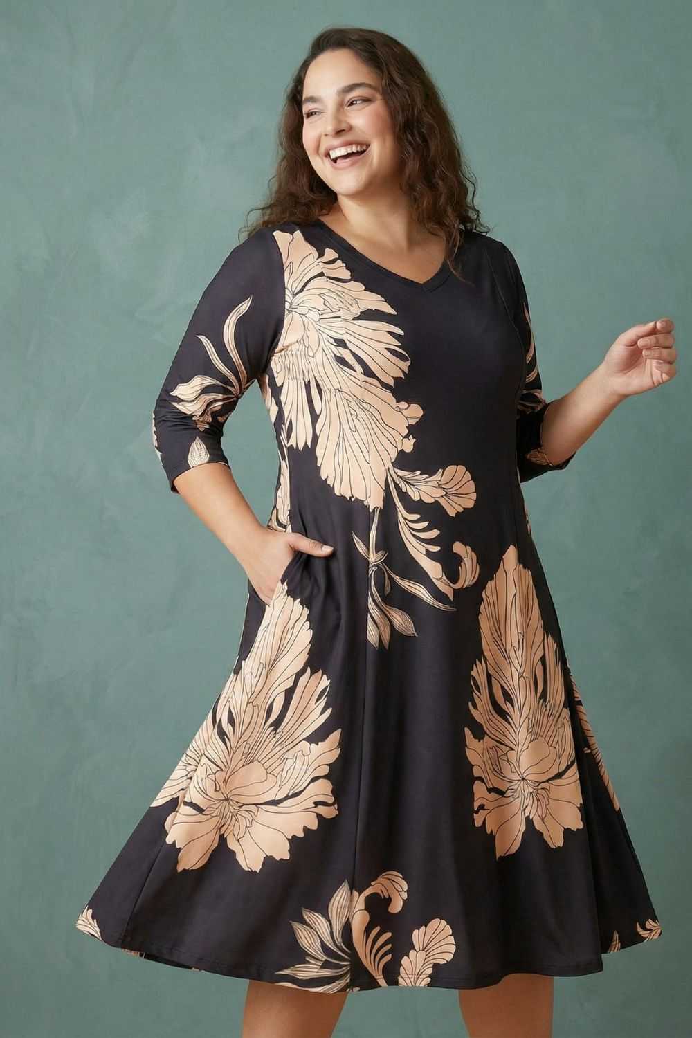 Plus Size Black Tropical Print A line Dress for Women