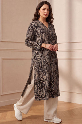 Plus Size Animal Print  SnugWeave™  Straight-Fit Kurta