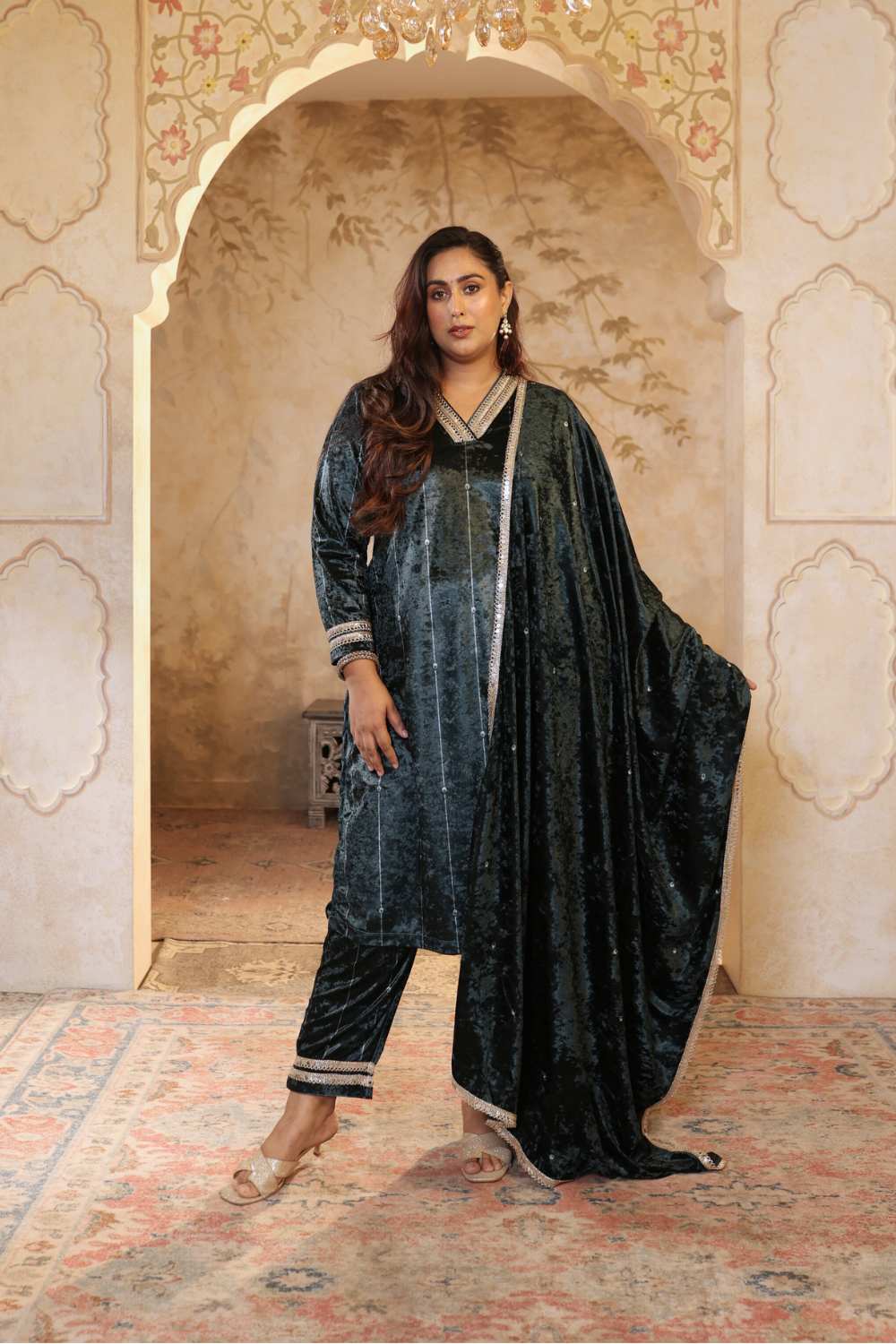 Plus Size Plus Size Emerald Velvet V Neck Suit Set