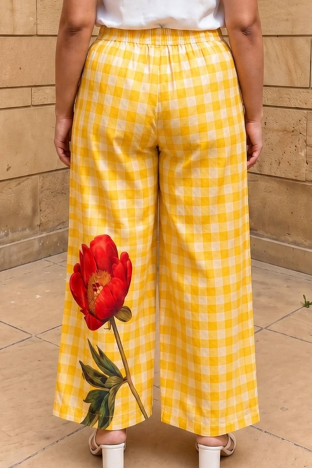 Comfortable Plus Size Yellow Gingham Floral Print Cotton kurta Coord Set