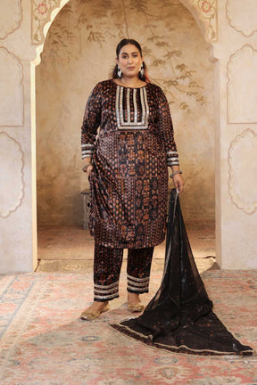 Plus Size Black Ethnic Printed Velvet Suit Set