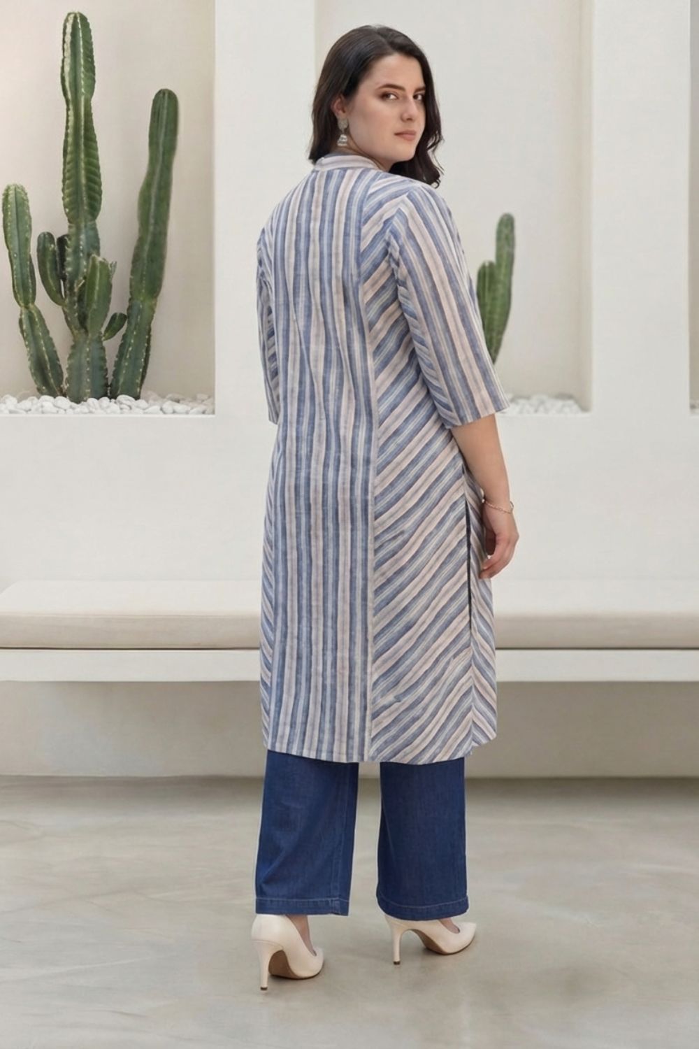 Plus Size Blue & Beige Striped Cotton V-Neck Kurta