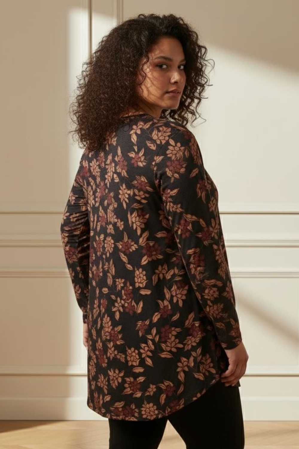 Comfortable Plus Size Black Blossom V Neck SnugWeave™ Winter Top