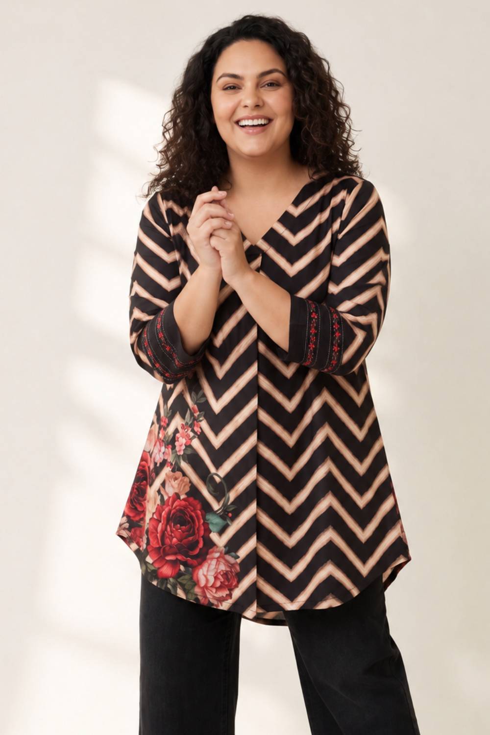Plus Size Black Rose Chevron Print Top