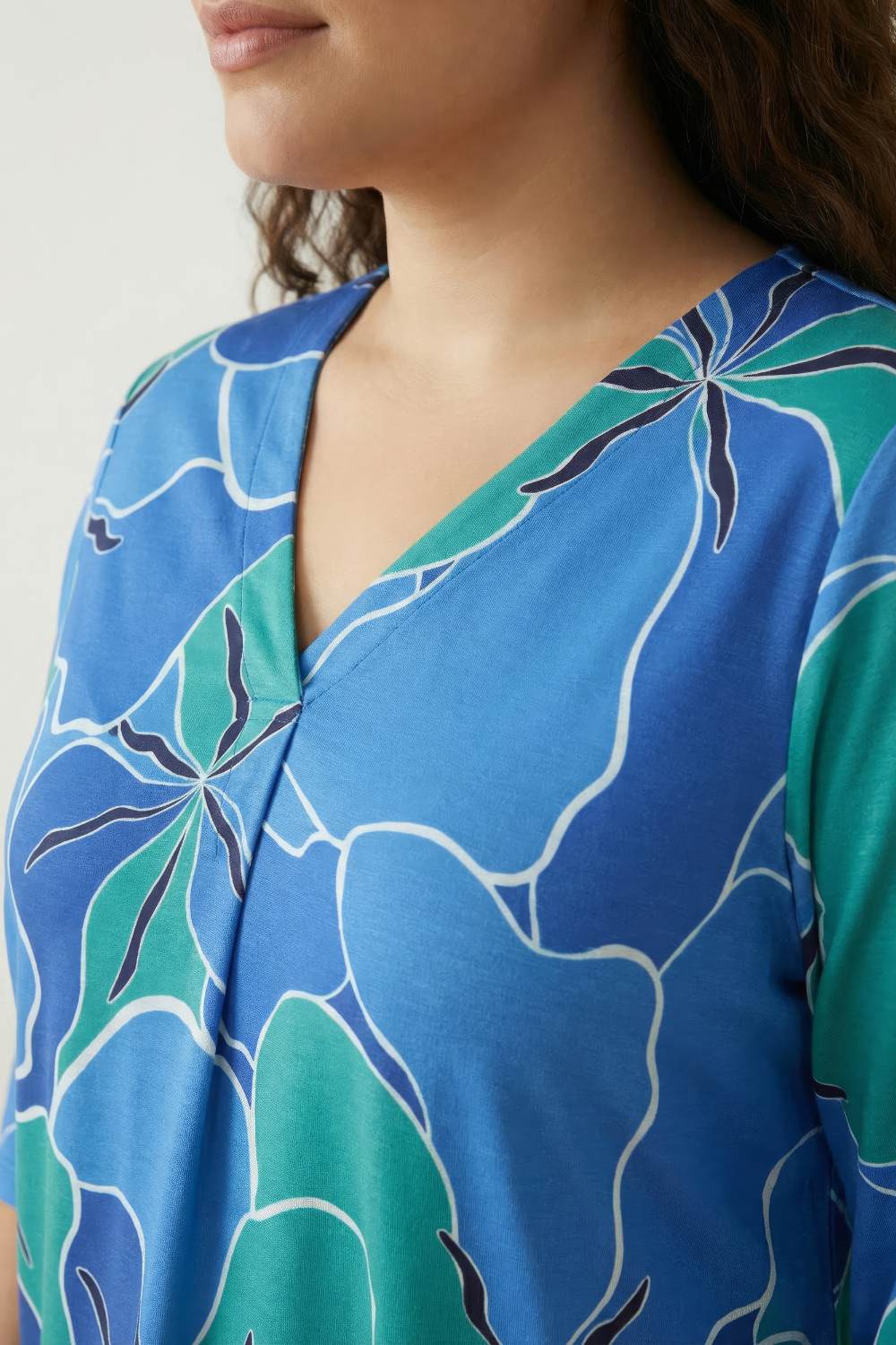 Comfortable Plus Size Blue Green Abstract Centre Pleat Top