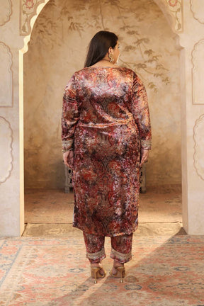Plus Size Maroon Paisley Print Velvet Suit Set