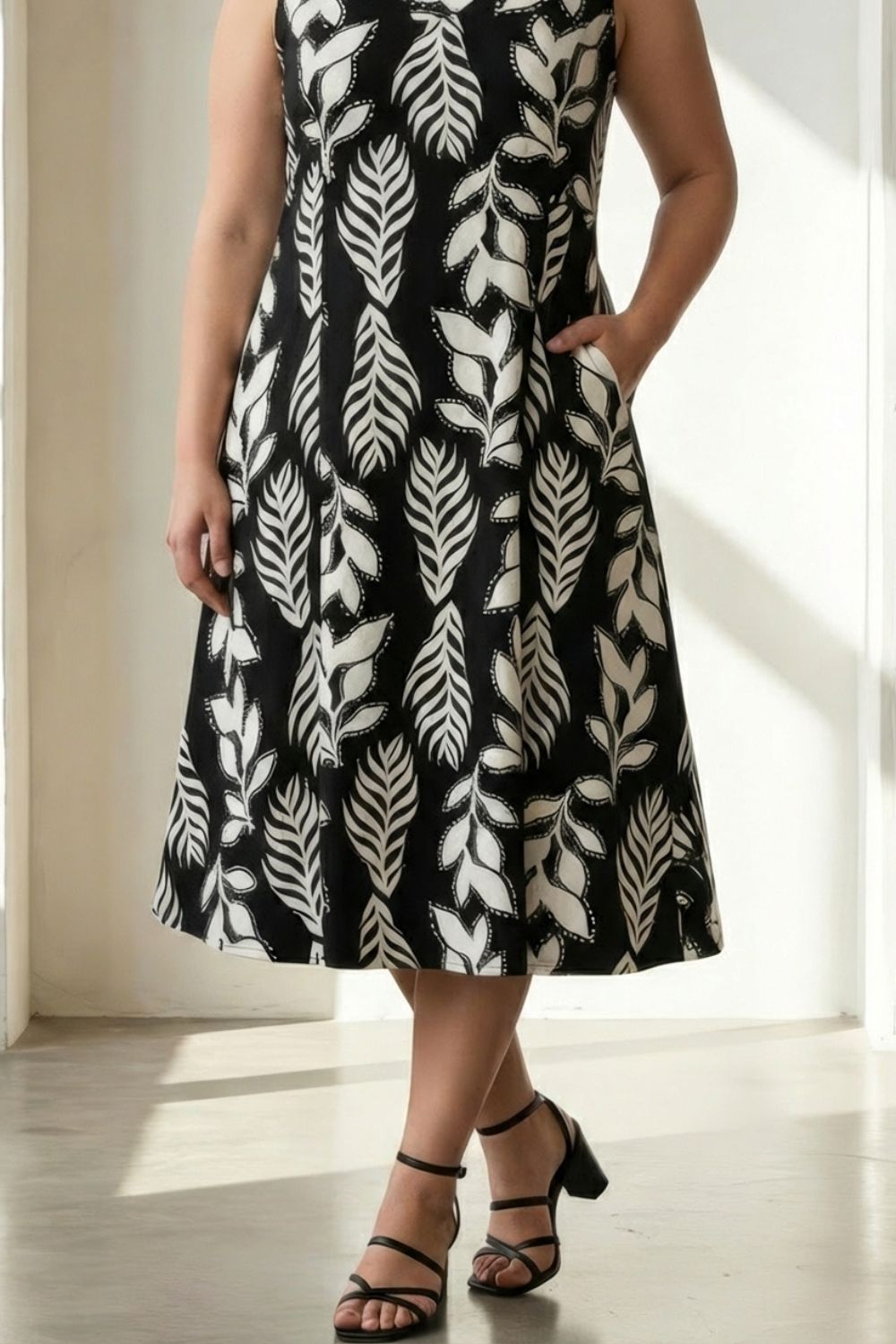 Plus Size Black & White Leaf Print Sleeveless Rayon Midi Dress