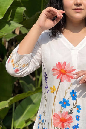 Plus Size White Floral Print Top