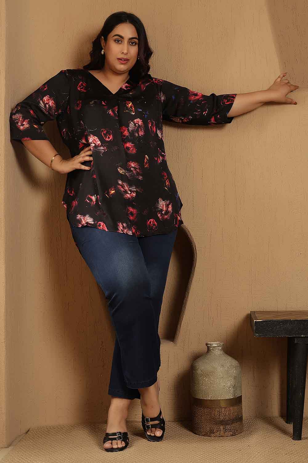 Plus Size Black Floral Print V-Neck Satin Top