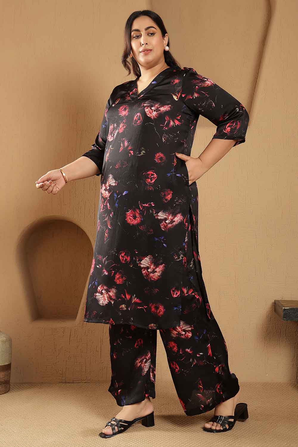 Plus Size Plus Size Black Floral Print Kurta Satin Coord Set