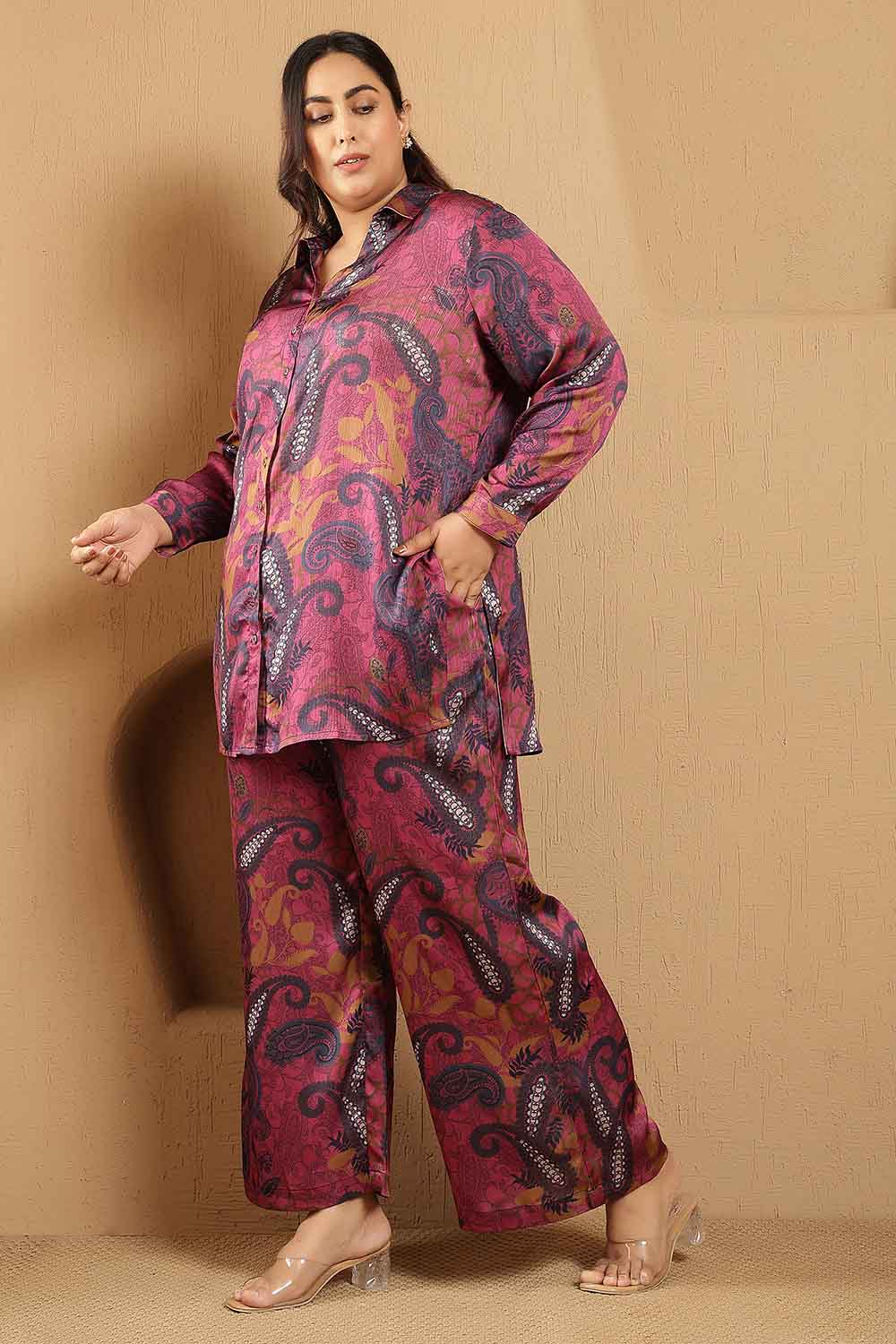Comfortable Plus Size Magenta Paisley Print Shirt Satin Coord Set