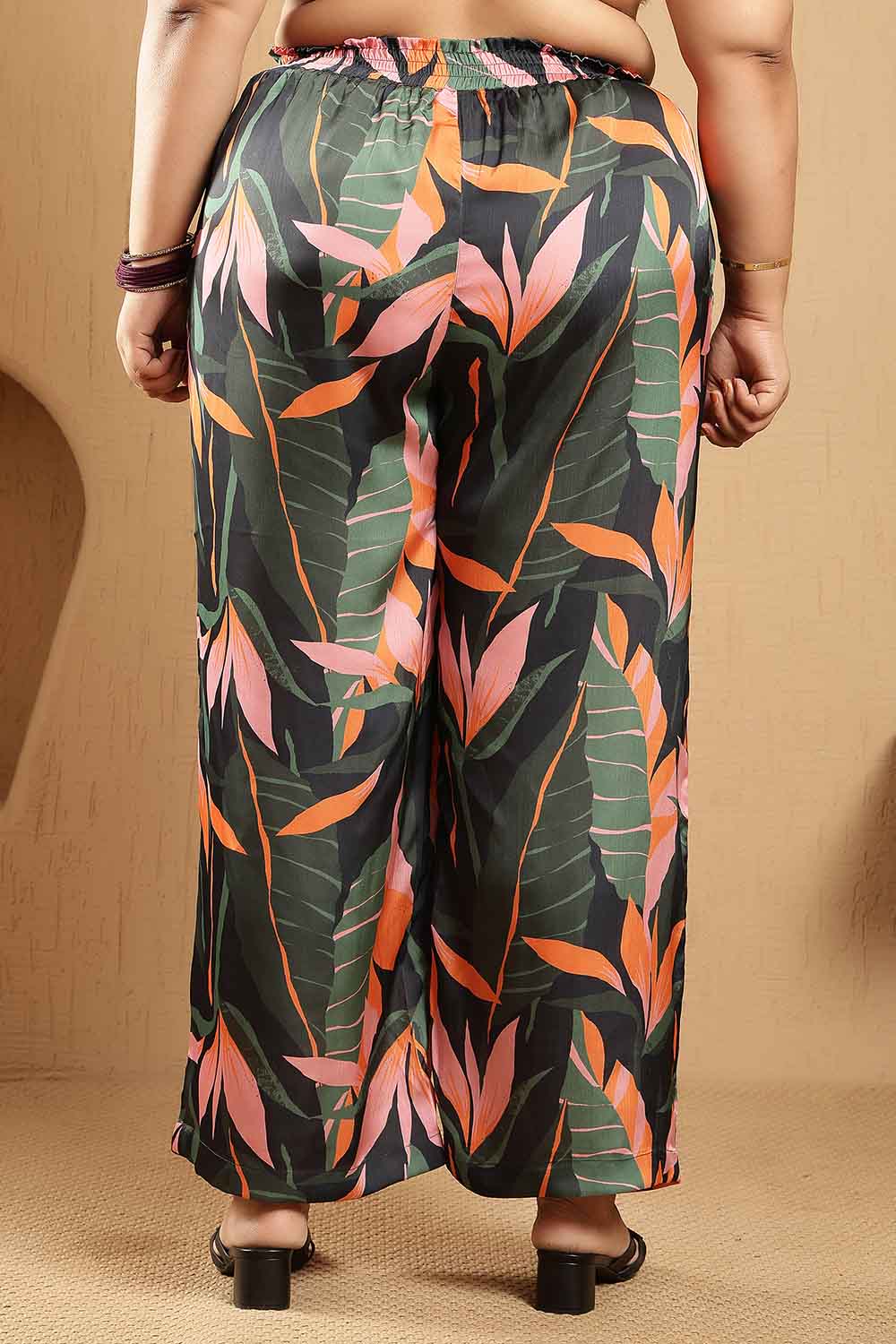 Plus Size Black Tropical Leaf Print Satin Kurta Coord Set