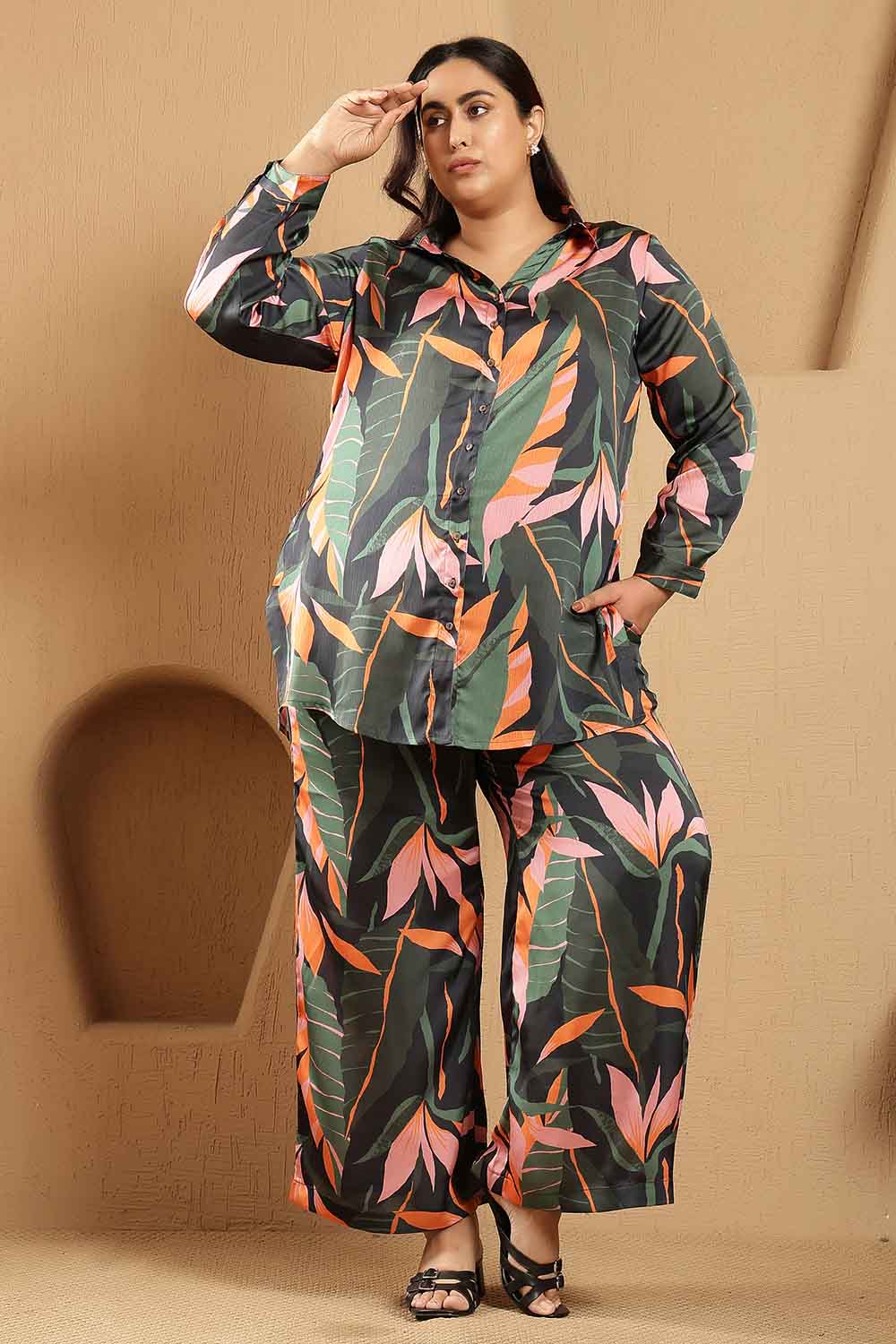 Plus Size Black Tropical Leaf Print Satin Shirt Coord Set