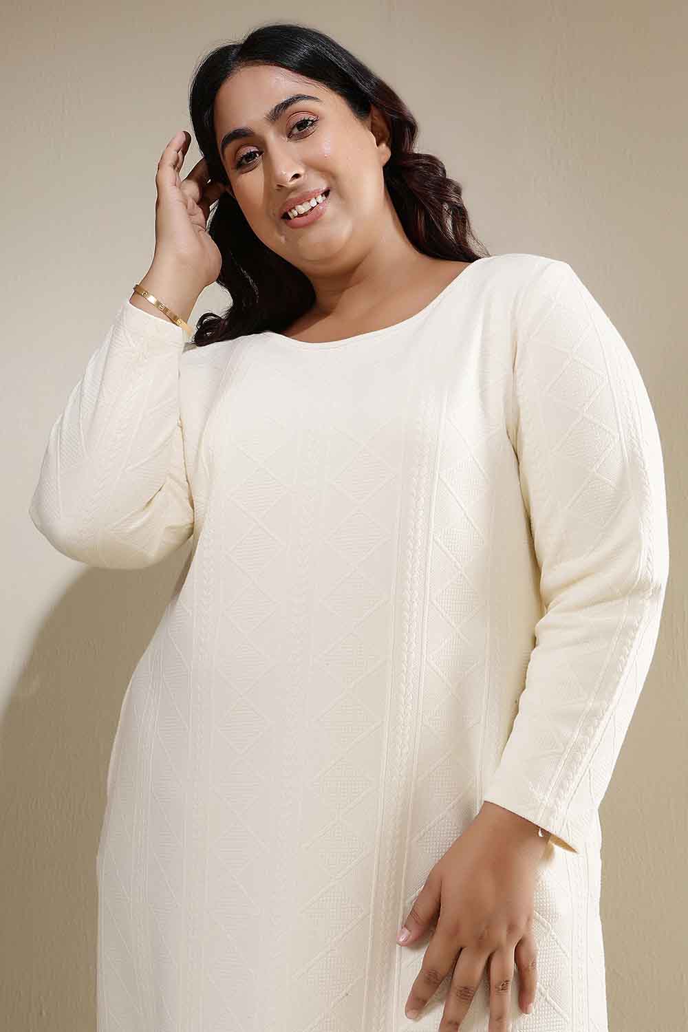 Plus Size Ivory Chunky Knit Round Neck Kurta