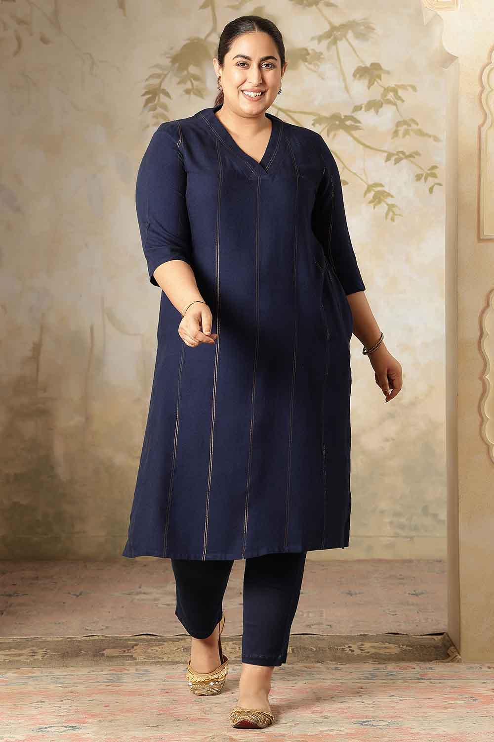 Plus Size Plus Size Navy Blue Golden Pin Striped V-Neck Kurta