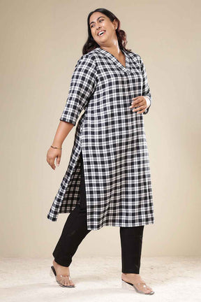 Plus Size Black & White Check Cotton Flannel V Neck Kurta