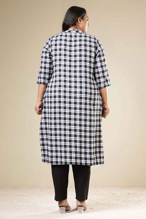 Plus Size Black & White Check Cotton Flannel V Neck Kurta