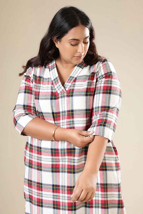 Plus Size Red & White Checkered Cotton Flannel V Neck Kurta