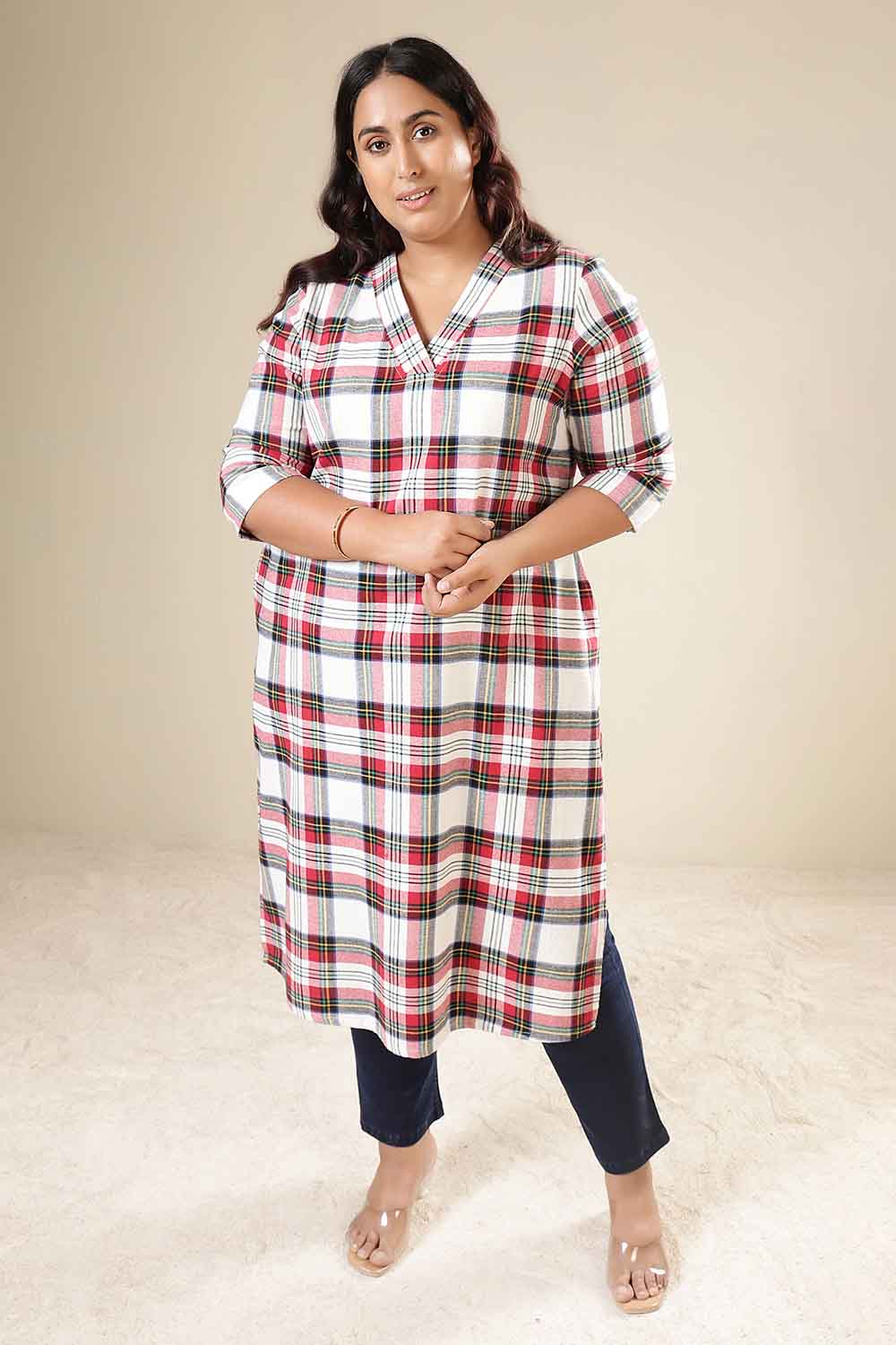 Plus Size Plus Size Red & White Checkered Cotton Flannel V Neck Kurta