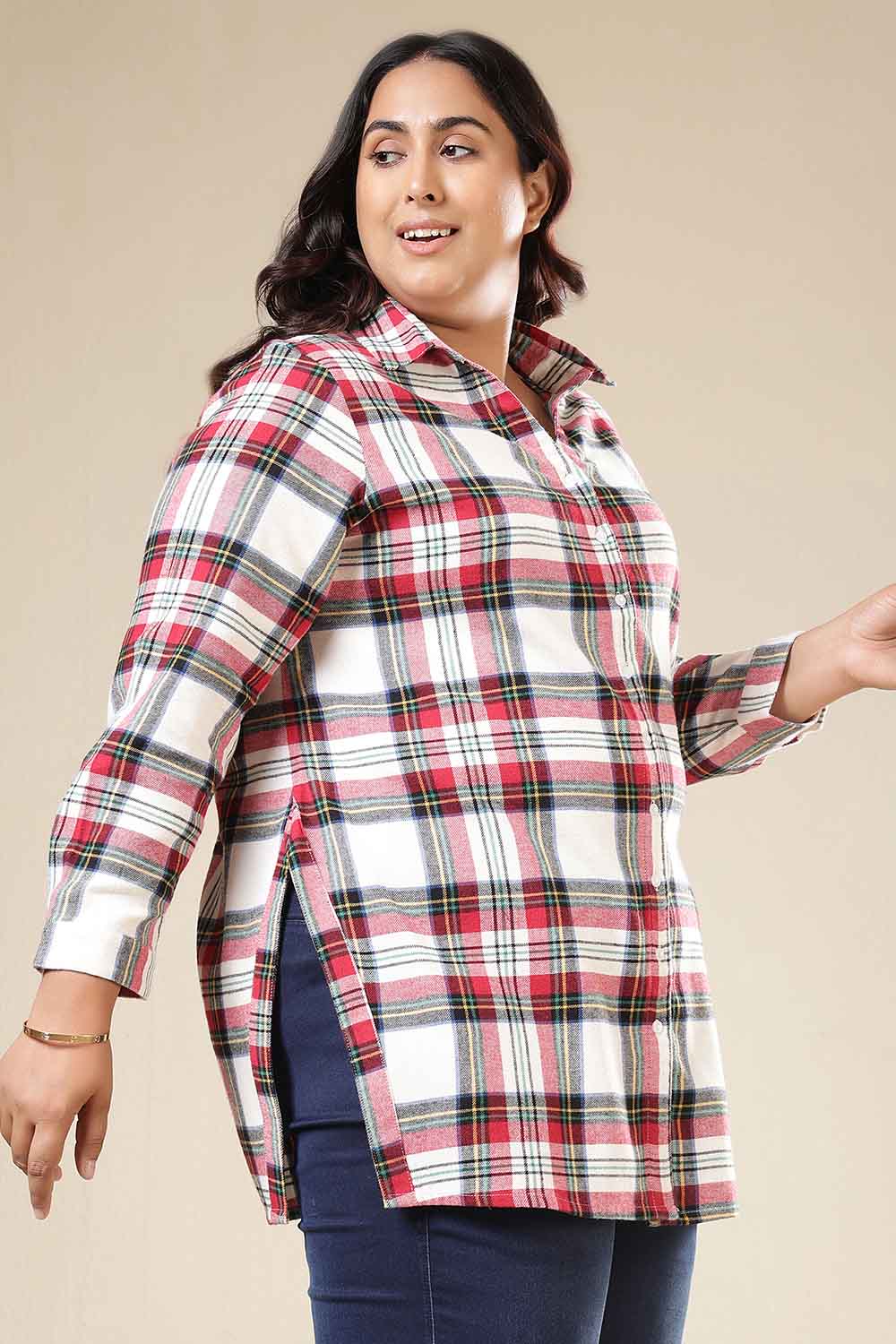 Comfortable Plus Size Red & White Checkered Cotton Flannel Longline Shirt