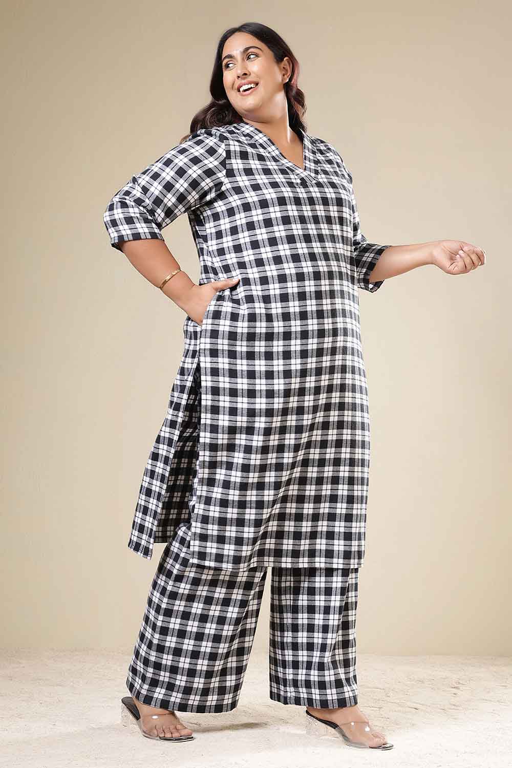 Plus Size Plus Size Black & White Check Cotton Flannel Kurta Coord Set
