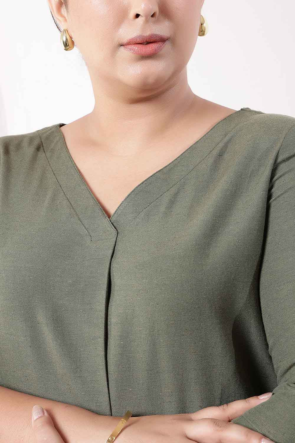 Plus Size Olive Green V-Neck Cotton Linen Top for Women