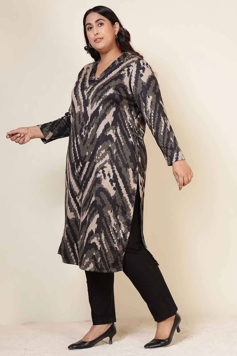 Plus Size Black & Beige Abstract V Neck SnugWeave™ Winter Kurta for Women