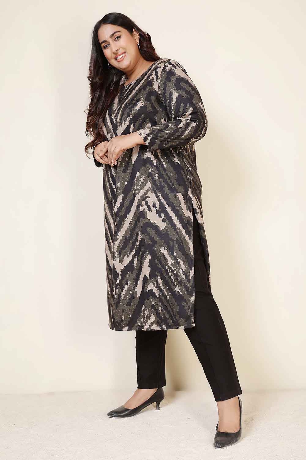 Plus Size Black & Beige Abstract Round Neck SnugWeave™ Winter Kurta