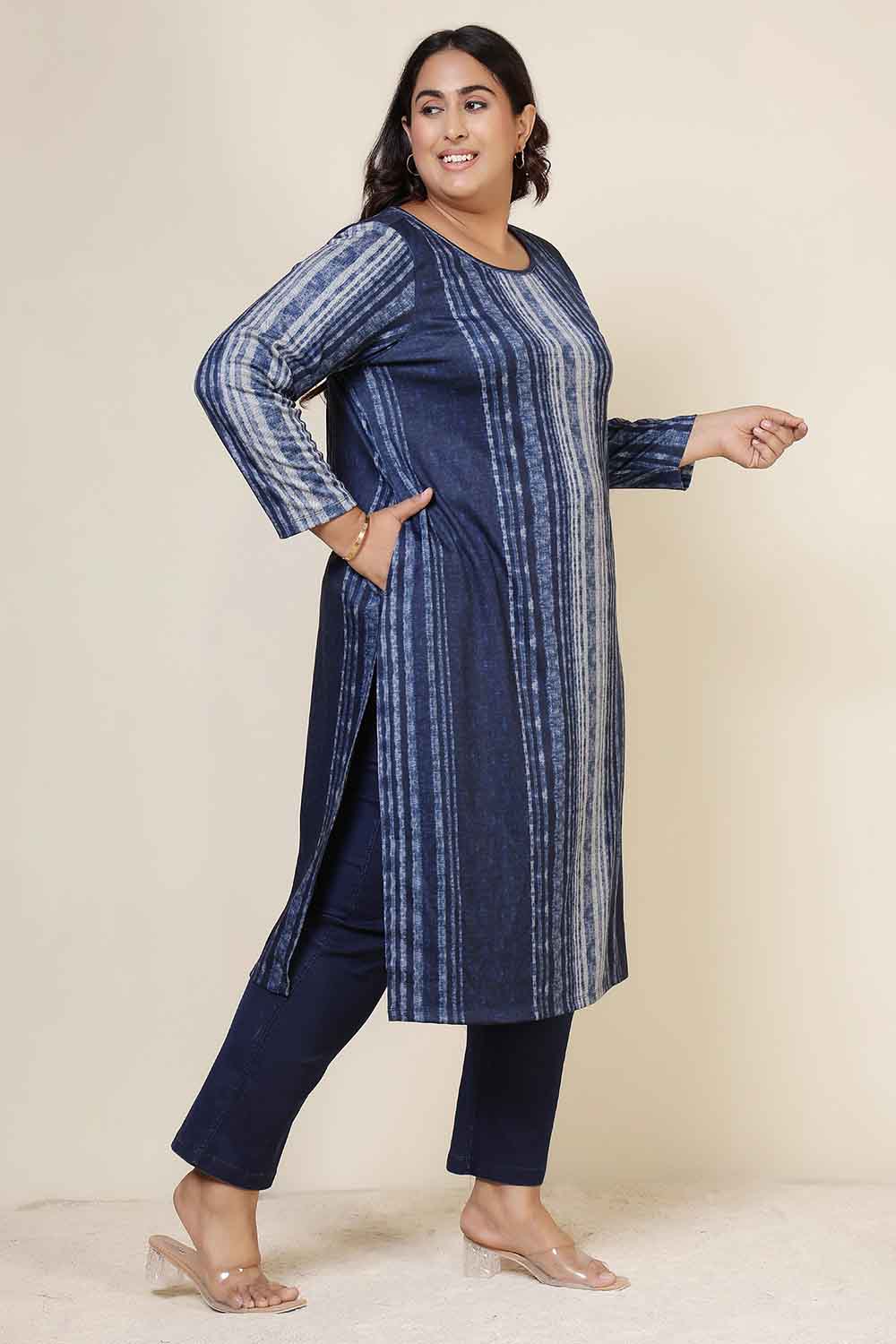 Plus Size Blue Vertical Stripe Round Neck SnugWeave™ Winter Kurta for Women