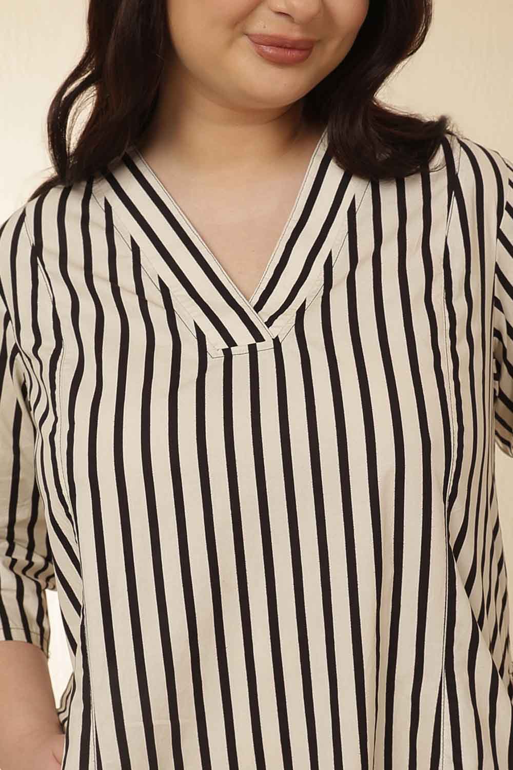 Comfortable Plus Size Black & White Striped Cotton Midi Dress