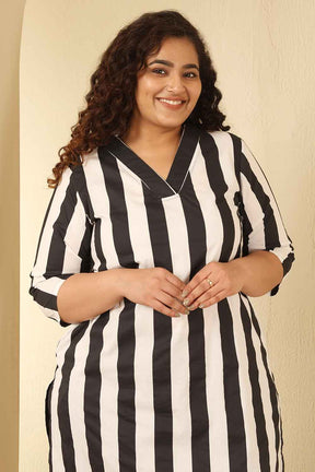 Plus Size Bold Striped Cotton V Neck Kurta