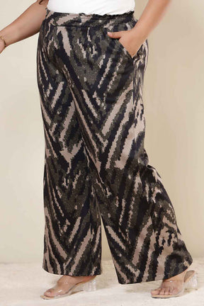 Plus Size Black & Beige Abstract Kurta SnugWeave™ Winter Coord Set