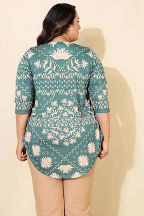Plus Size Green Beige Ethnic Print Centre Pleat