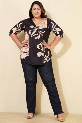 Plus Size Black White Tropical Print Centre Pleat Top