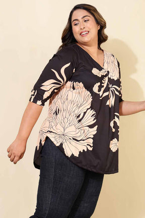Plus Size Black White Tropical Print Centre Pleat Top