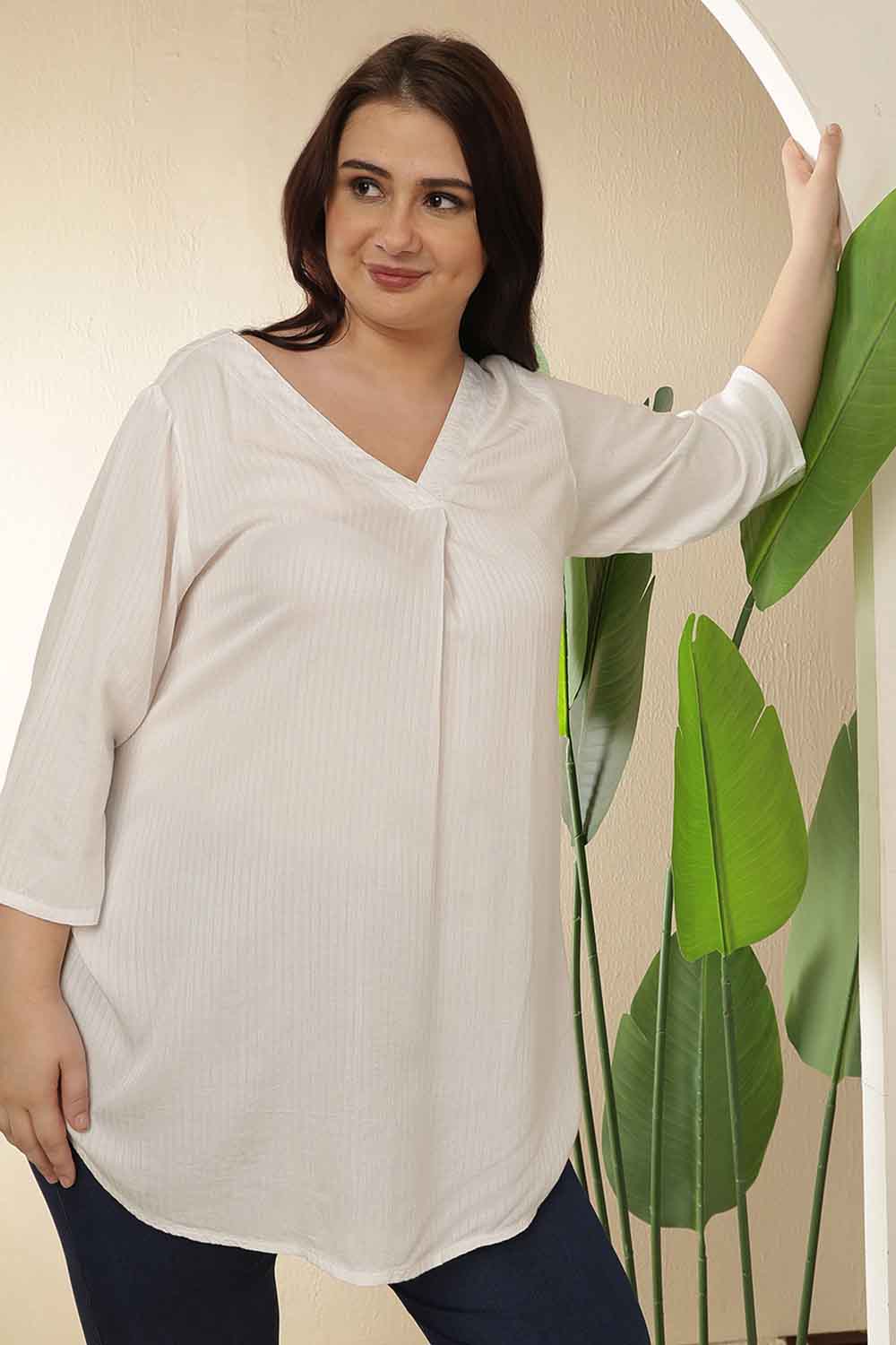 Plus Size White  V Neck Cotton Top