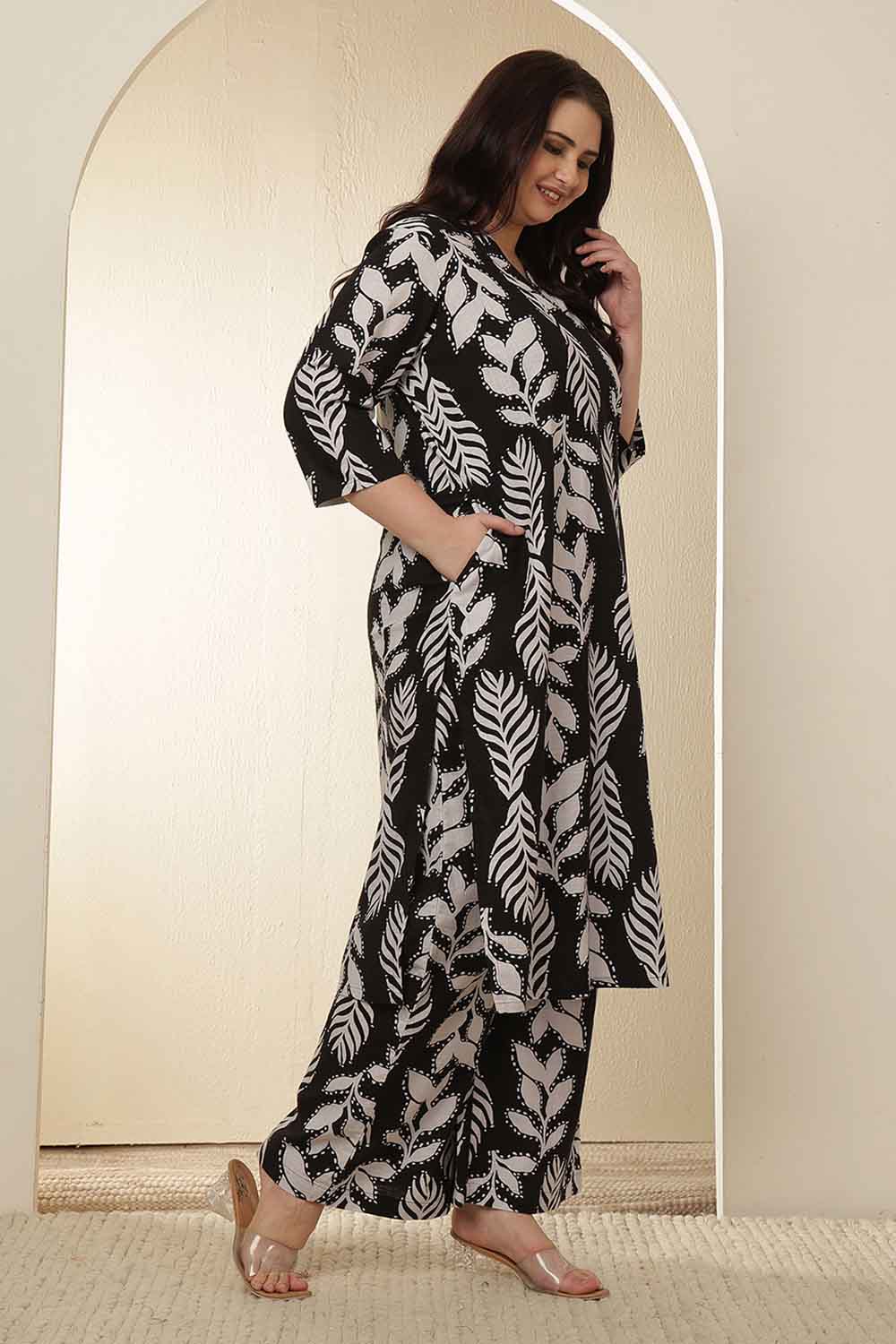 Plus Size White Black Leaf Print  Cotton Kurta Coord Set for Women