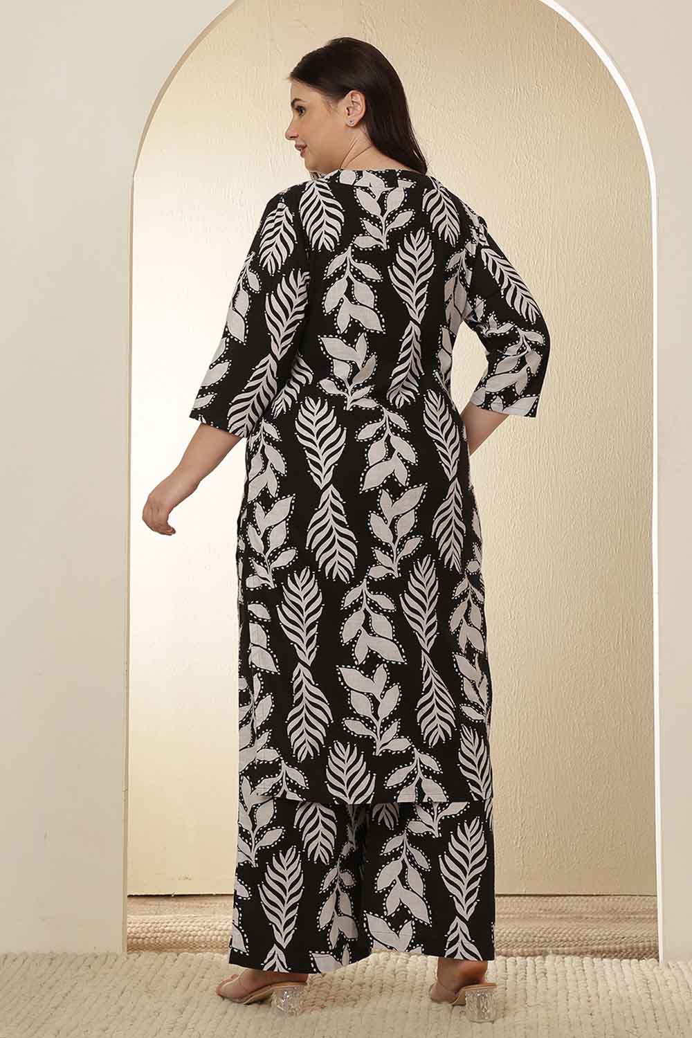 Comfortable Plus Size White Black Leaf Print  Cotton Kurta Coord Set