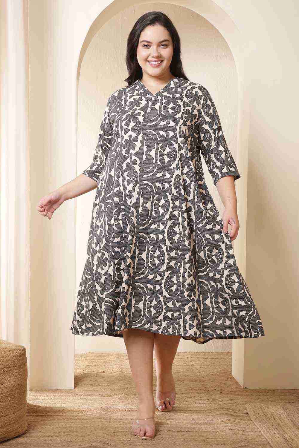 Plus Size Black & Beige Abstract Print Cotton Midi Dress