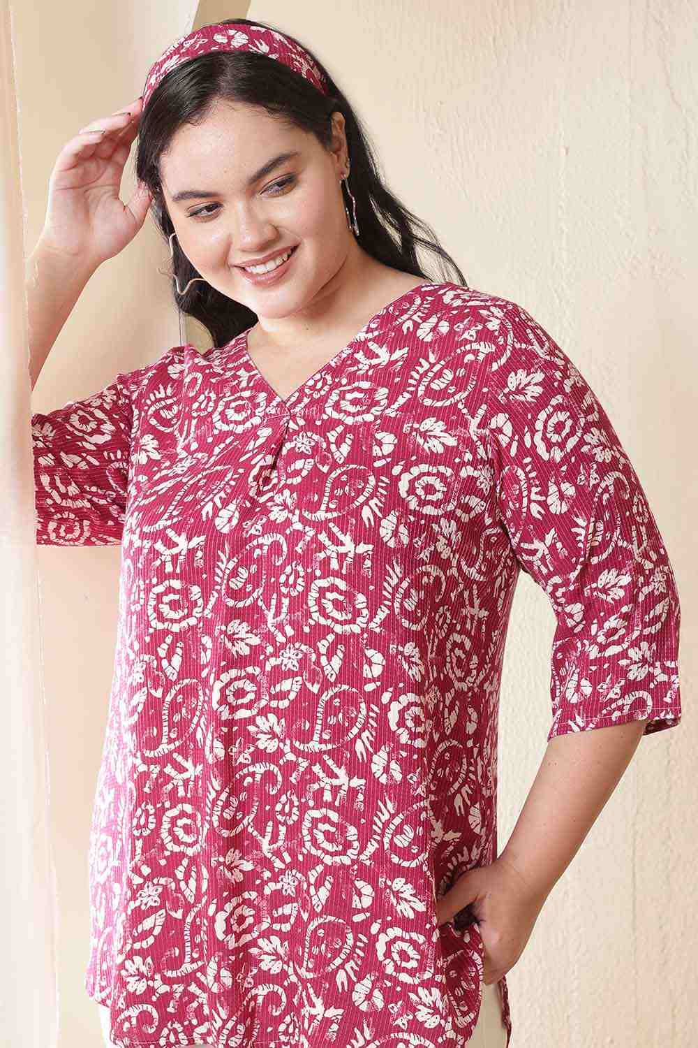 Plus Size Pink Batik Print V-Neck Cotton Top