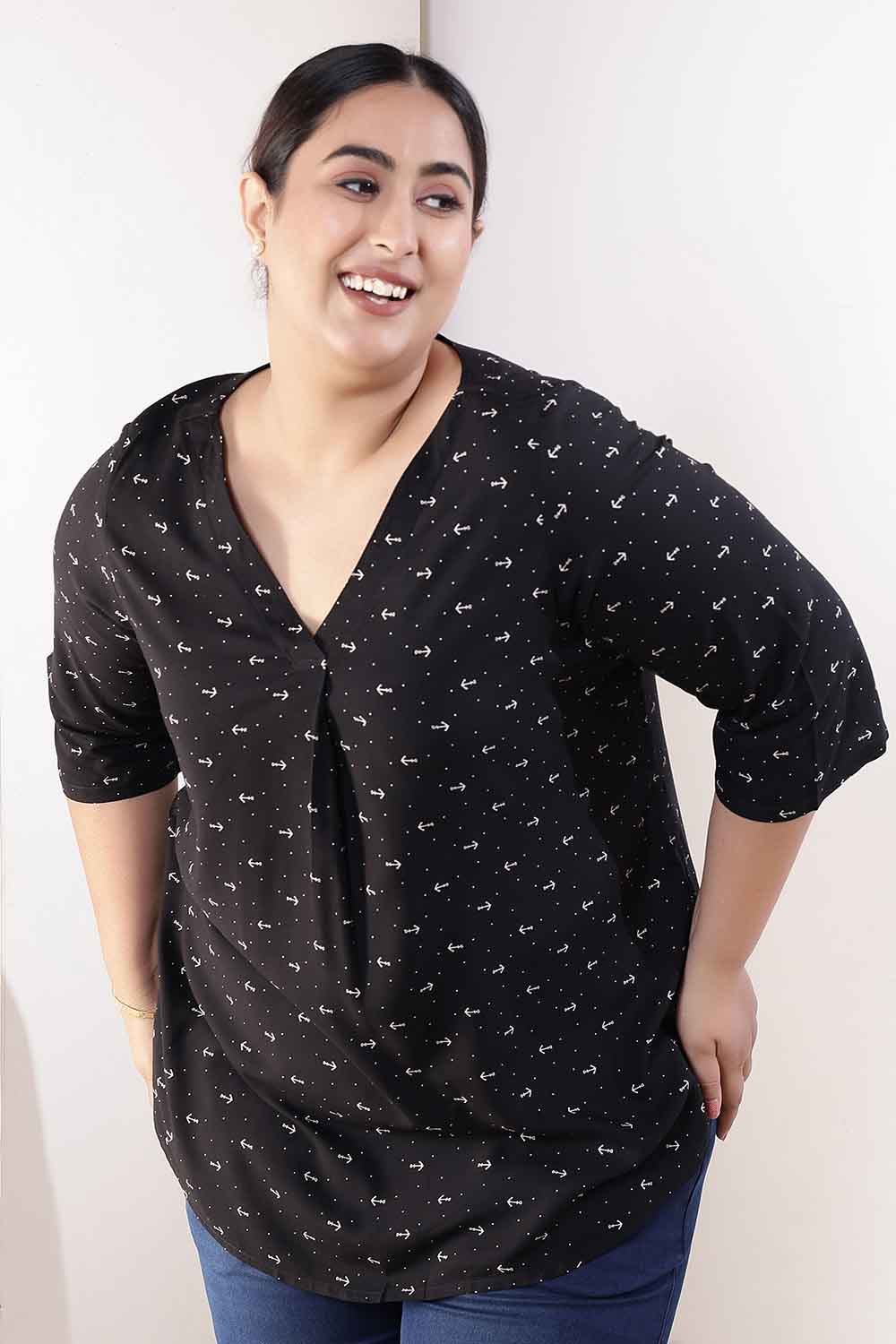 Plus Size Plus Size Black Anchor Print Rayon V-Neck Top