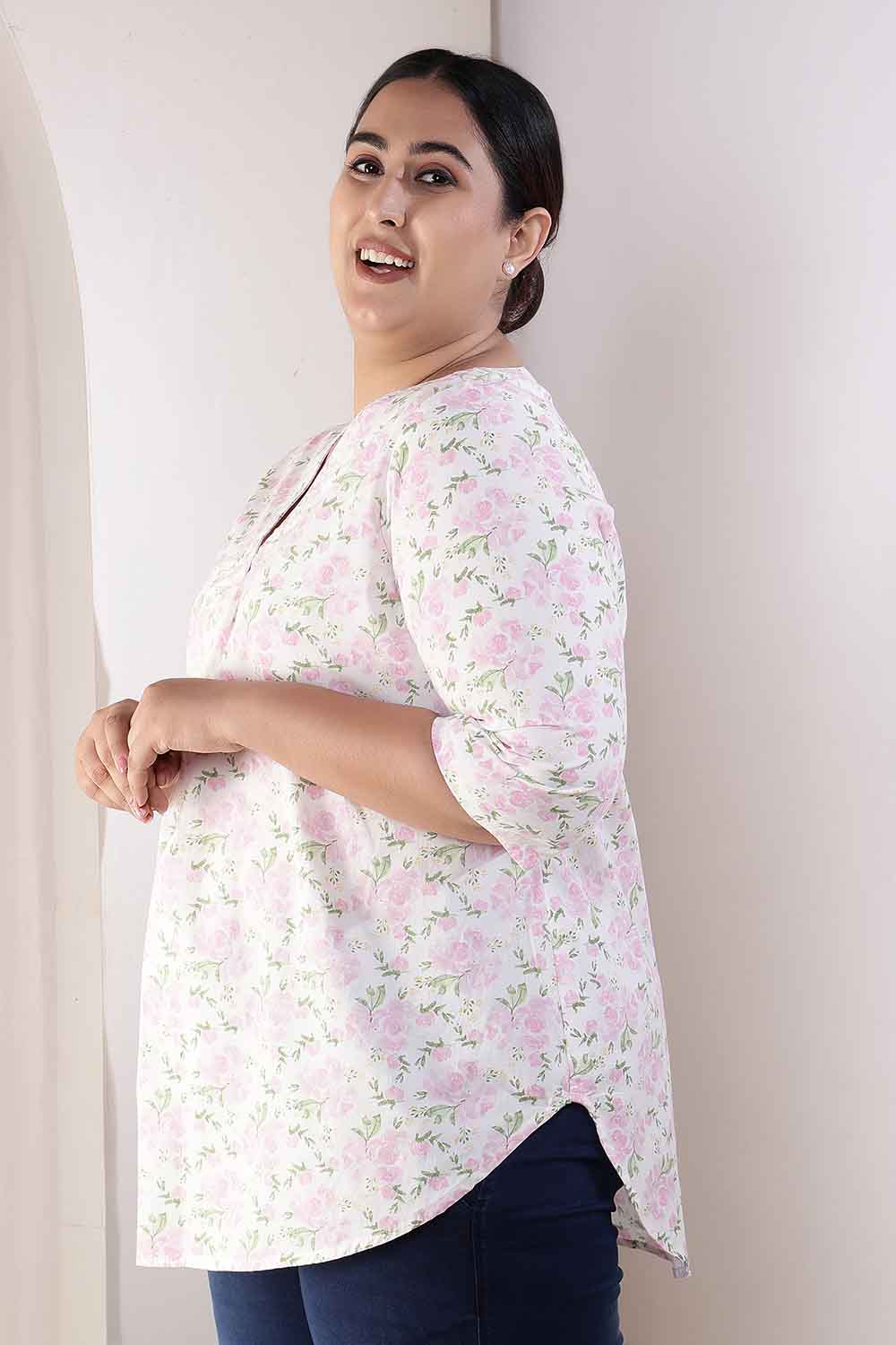 Plus Size Pink Floral Cotton V-Neck Top for Women