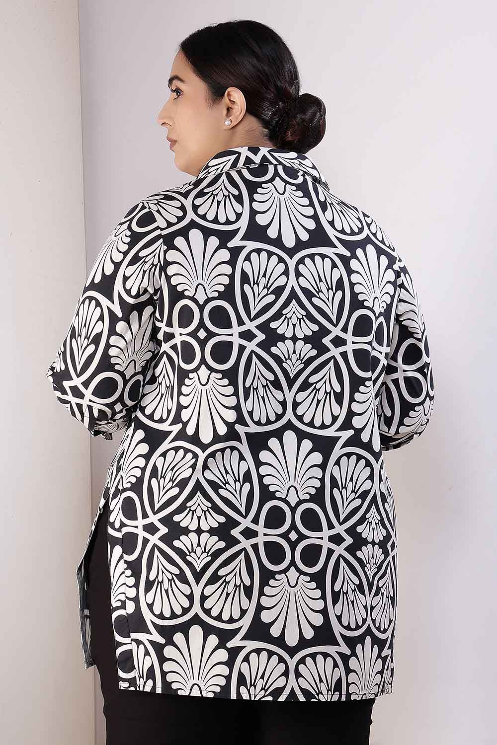 Plus Size Black & White Floral Print High Slit Styled Cuff Cotton Shirt